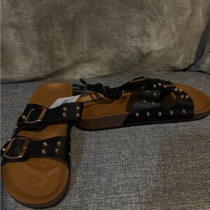 NWT sandals